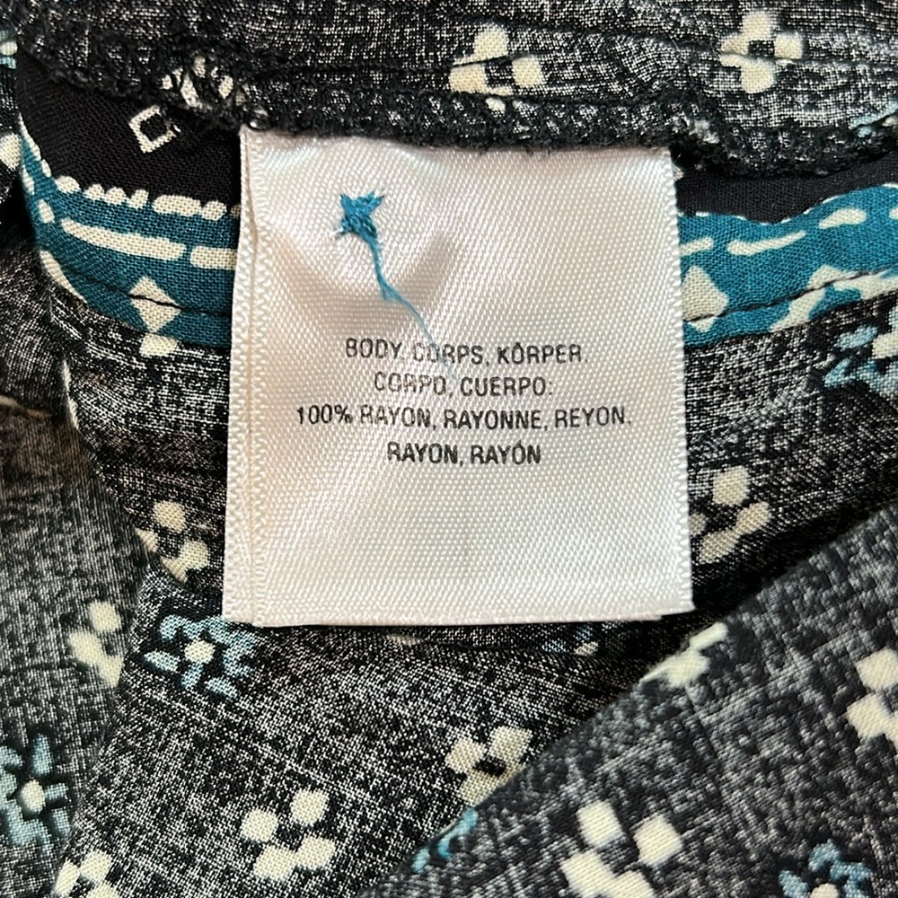 Akemi + Kin Anthropologie Ira Tribal Print Tunic Top Women's Small Black Blue - Picture 6 of 8